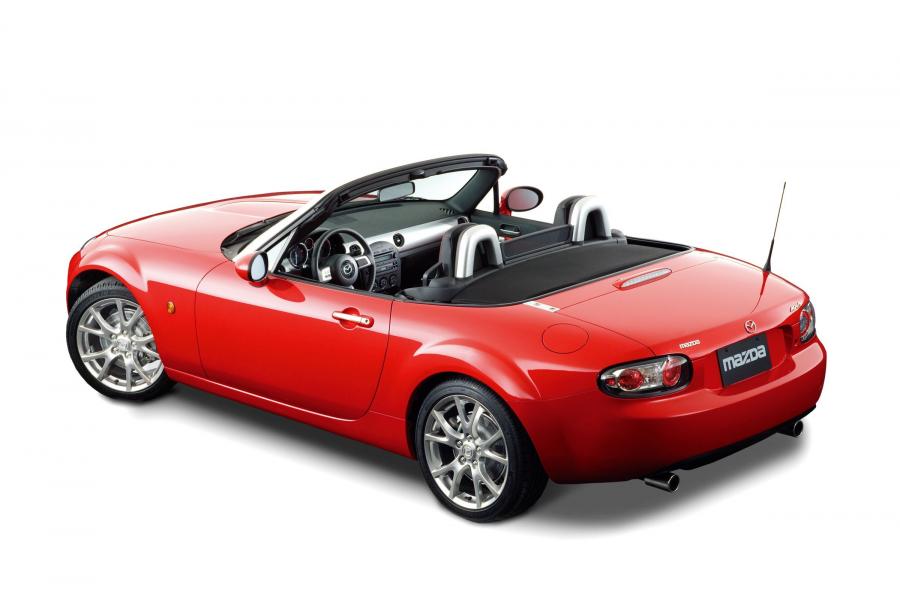  Mazda MX-5 Roadster Coupe 2006 года  (фото 59 из 212)
